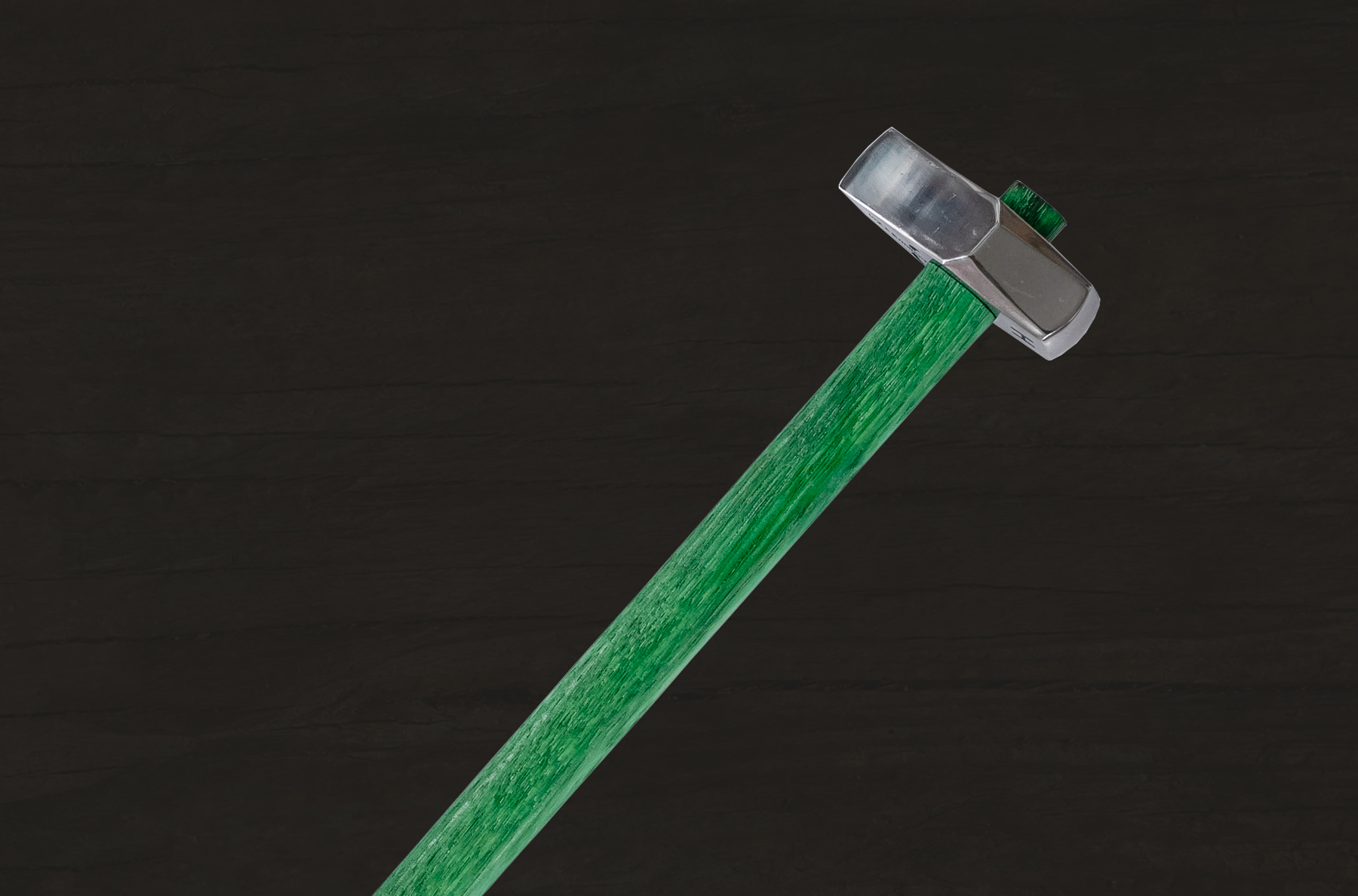 Foremans Hunter Fuller - visit the official Jim Blurton shop to buy online, horseshoes, farrier tools & accessories distributed worldwide.