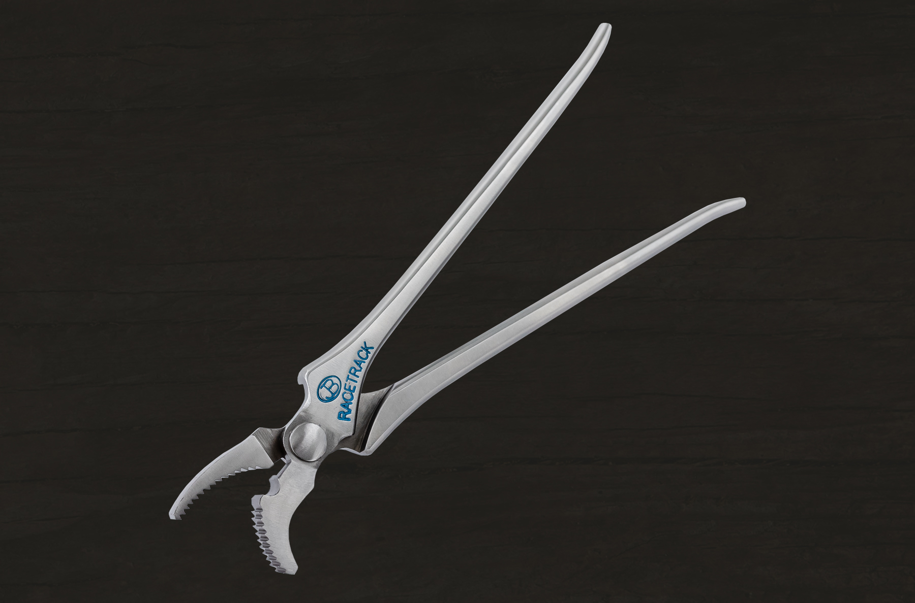 Racetrack Clencher - visit the official Jim Blurton shop to buy online, horseshoes, farrier tools & accessories distributed worldwide.